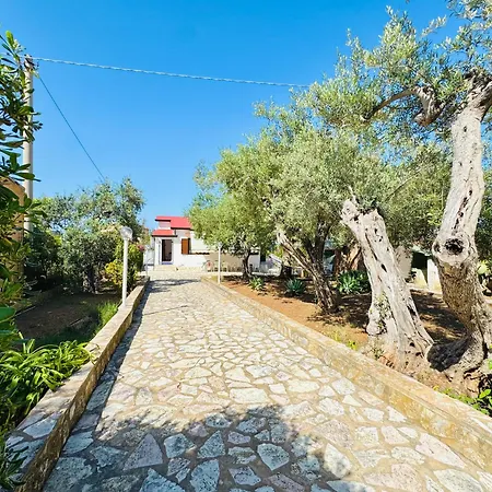 Giada Villa *