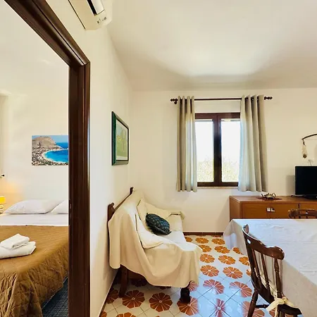 Giada Villa Carini